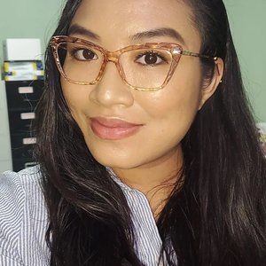 Meet your Posher, Jen